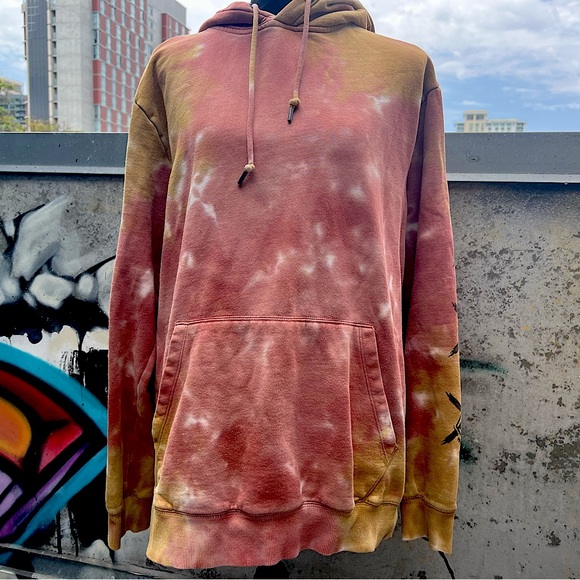 VOLCOM TIE DYE Hoodie - Picture 16 of 16